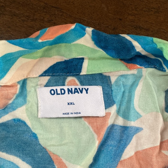 Old Navy button down - Picture 2 of 2